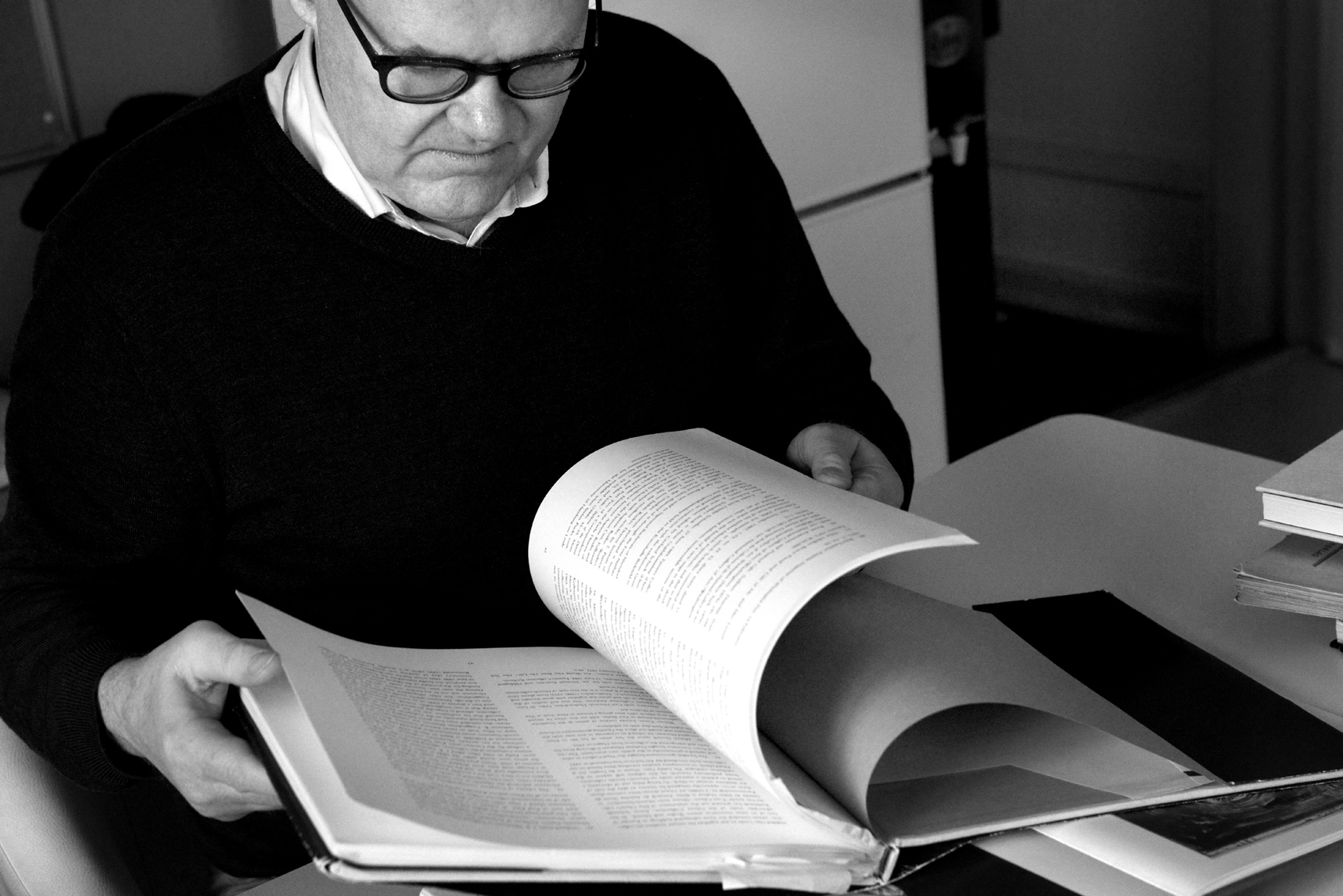 Morten Zondag The Gundersen Collection er en imponerende samling av kunst og norske bondeantikviteter. Store deler av samlingen er stilt ut på hotellet Vestlia Resort i fjellbygda Geilo, Norge. The Gundersen Collection har også Norges viktigste private samling med Munch-grafikk. Ikke minst flere håndkolorerte grafiske verk. Kunsthistoriker Morten Zondag er kunstansvarlig for The Gundersen Collection og en av verden fremste eksperter på Edvard Munch.