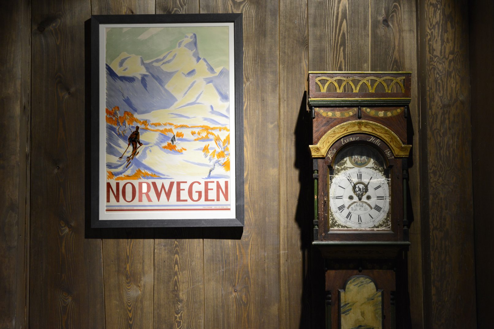 The Gundersen Collection er en imponerende samling av kunst og norske bondeantikviteter. Store deler av samlingen er stilt ut på hotellet Vestlia Resort i fjellbygda Geilo, Norge. The Gundersen Collection har også Norges viktigste private samling med Munch-grafikk. Ikke minst flere håndkolorerte grafiske verk. TGC har også verdens største samling med Peder Balke. I tillegg til en imponerende samling norsk bondekunst. I tillegg har Vestlia utstilt en rekke flotte reklameplakater.